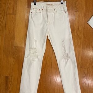 Levi’s white jeans